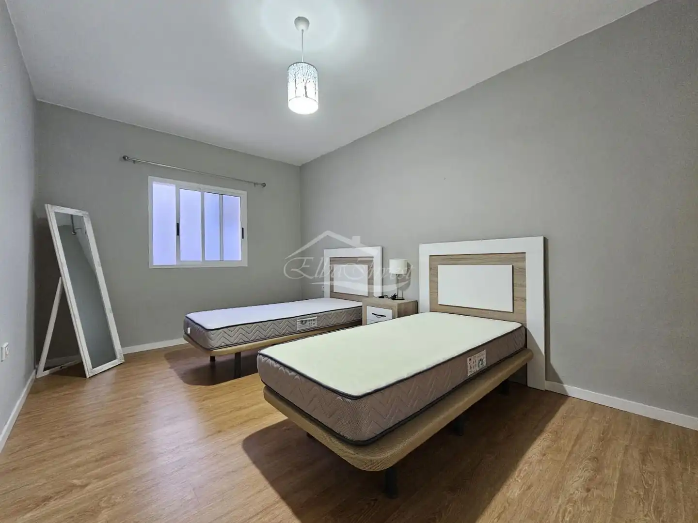 Appartamento con terrazza in affitto a Casco Urbano, imagen 18