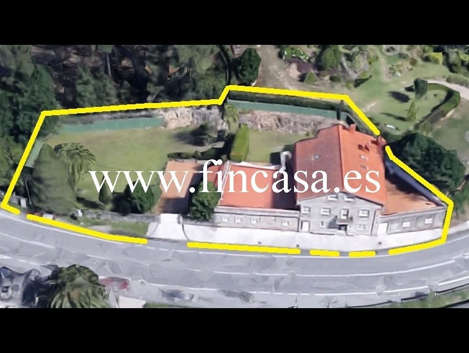 Finca rústica en venda en Nigrán amb Calefacció, Jardí privat i Parquet
