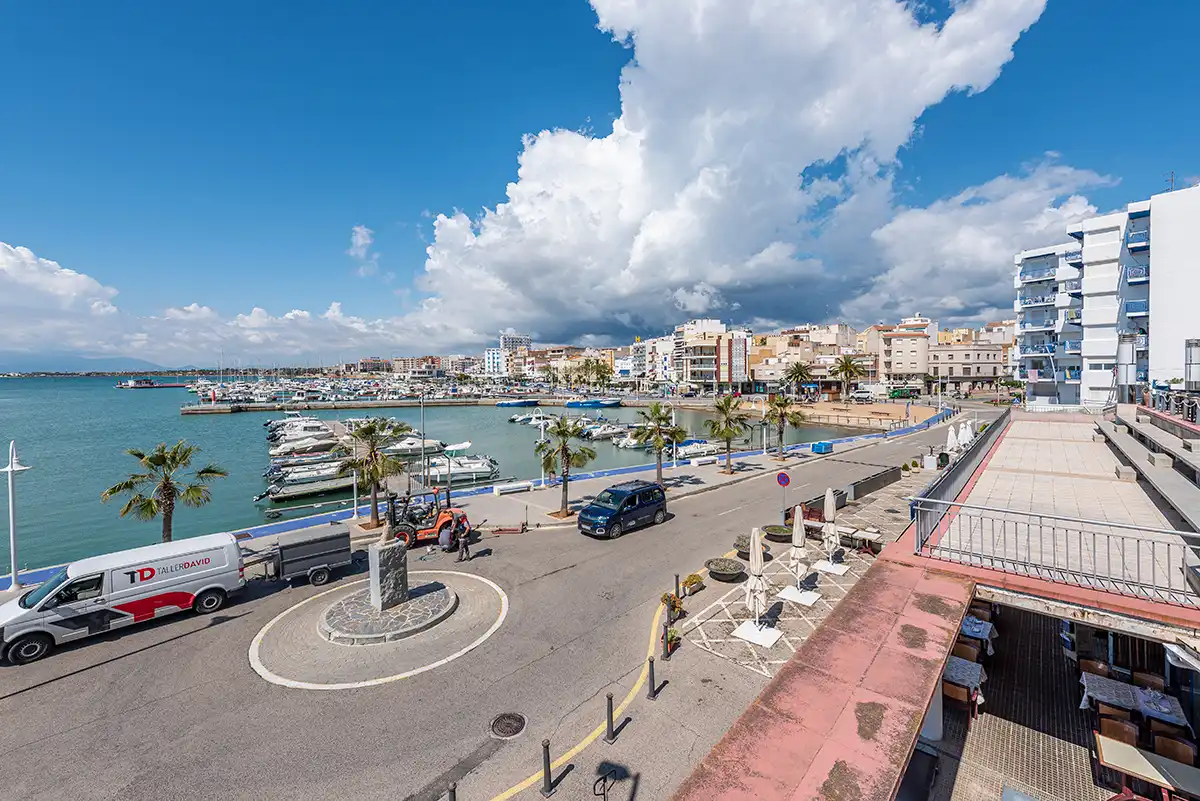 Exterior view of Duplexes for sale in L'Ampolla  with Air Conditioner, Heating and Terrace