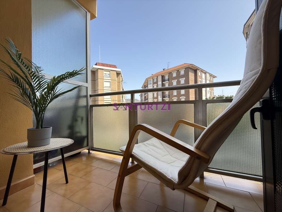 Balcony of Flat for sale in Santurtzi   with Heating, Terrace and Storage room
