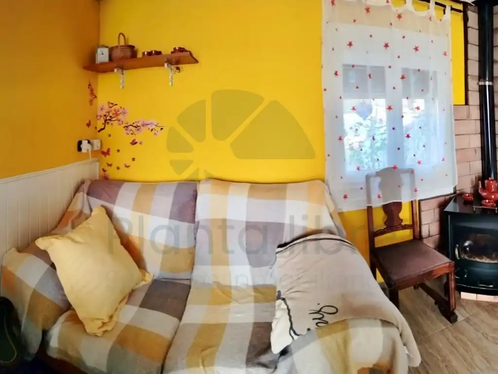 Sala de estar de Casa adosada en venta en Fuenmayor con Terraza, Amueblado y Balcón