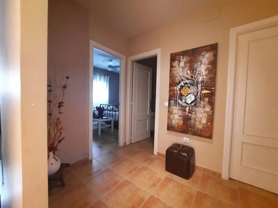 Einfamilien-Reihenhaus zum Verkauf in Escalona mit Klimaanlage, Heizung und Terrasse