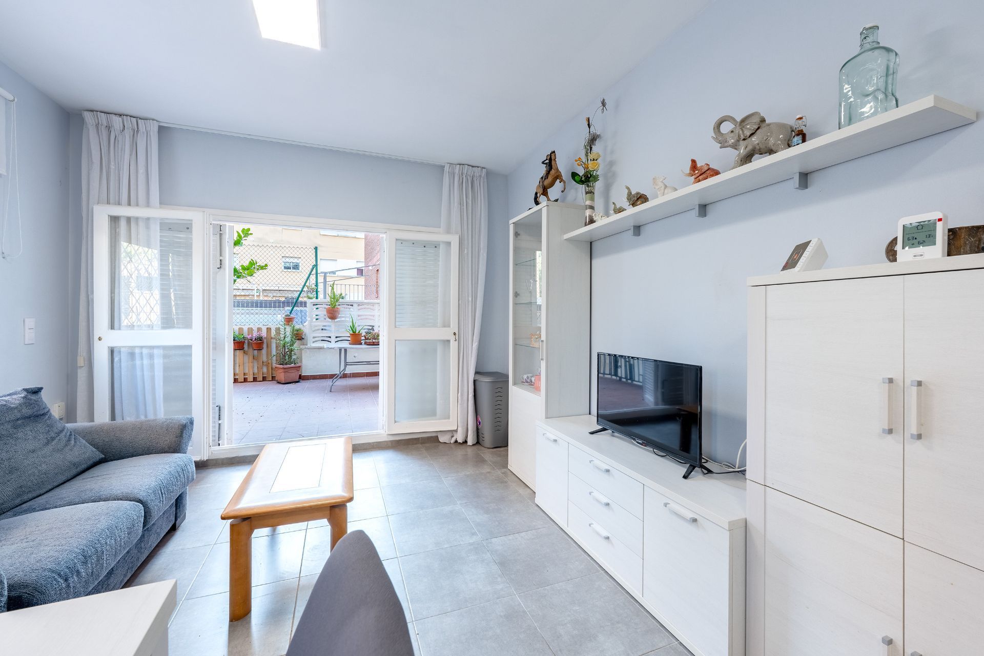 Living room of Flat for sale in El Vendrell  with Private garden and Terrace