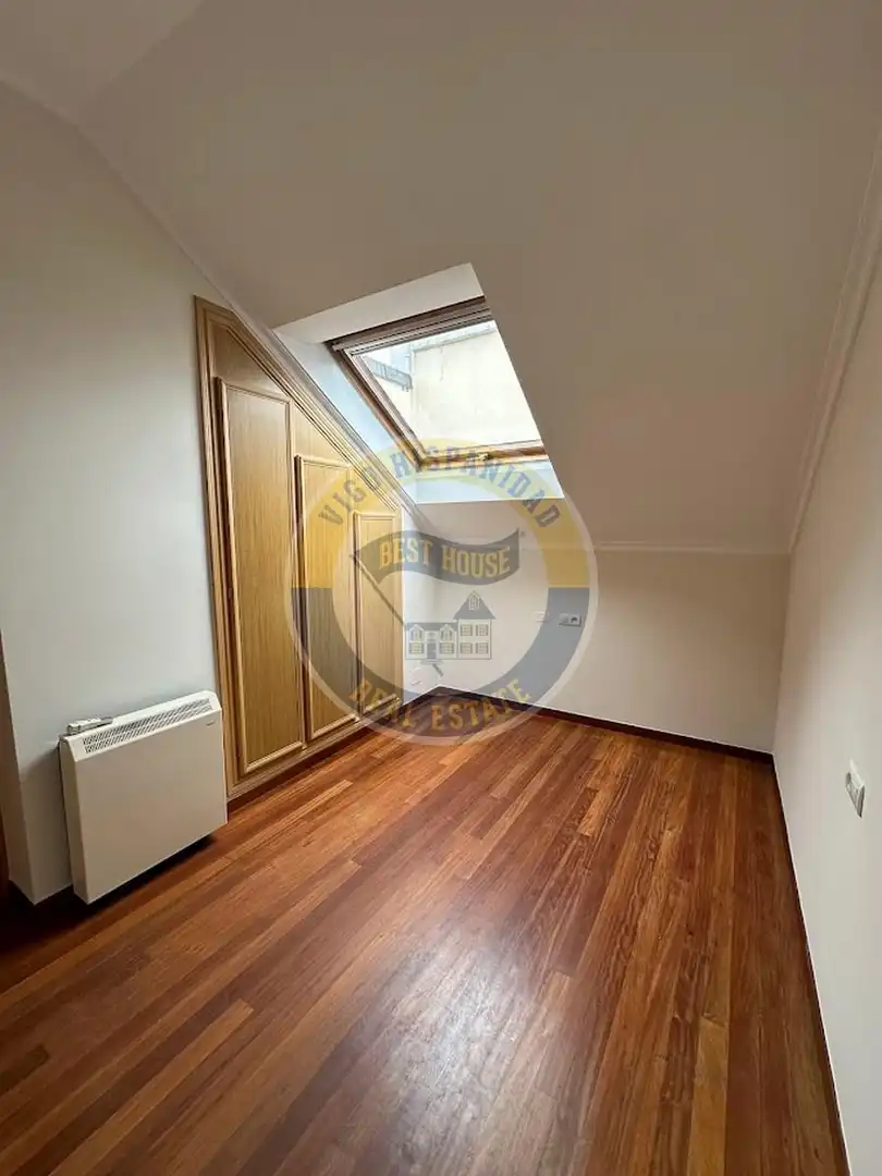 Vista exterior de Ático en venta en Vigo  con Aire acondicionado, Calefacción y Parquet