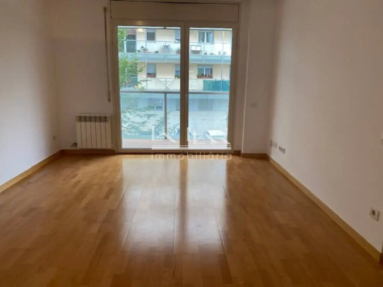 Exterior view of Flat for sale in Vic  with Heating and Balcony