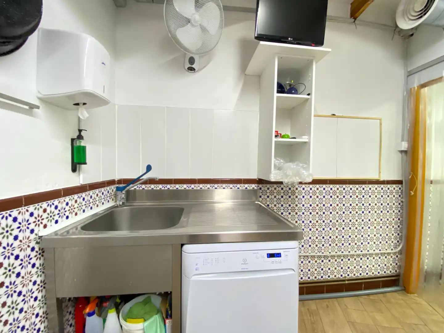 Local comercial en alquiler en Calle Mercurio 42, imagen 9