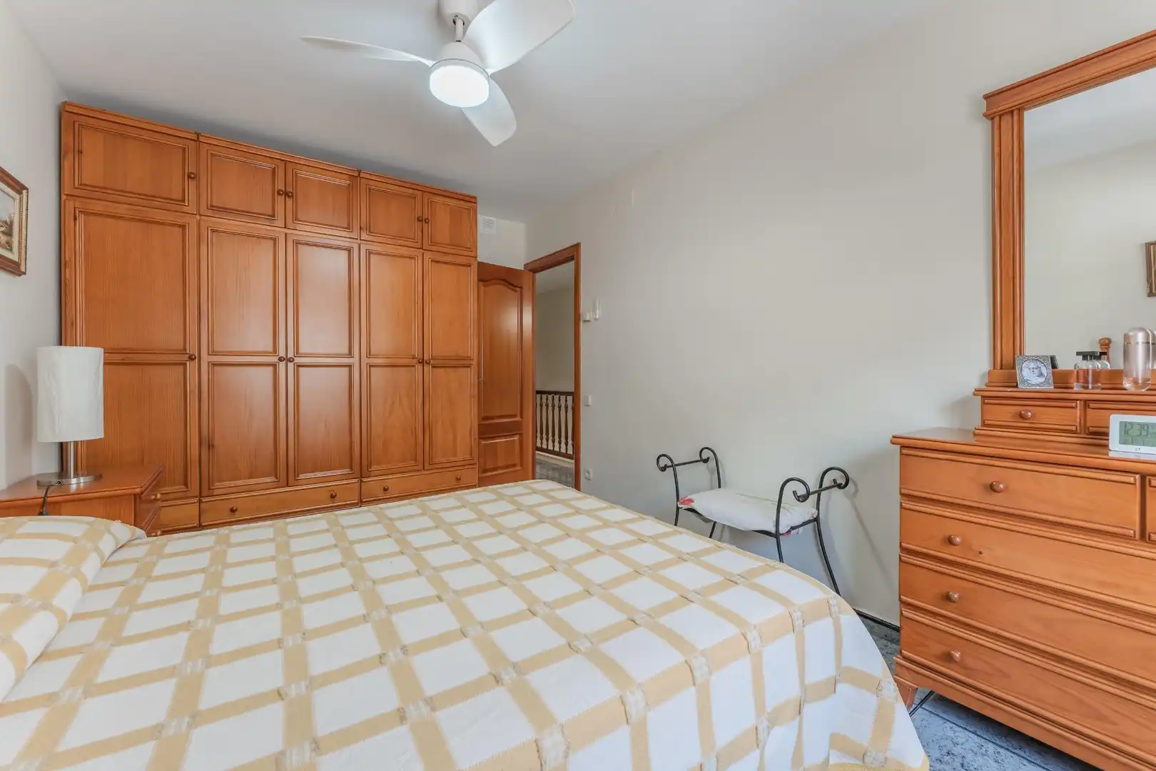 Habitación de Casa adosada en venta en Montmeló con Terraza