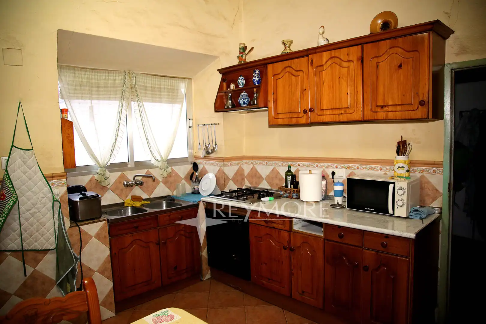 Cocina de Casa o chalet en venta en Bujalance con Jardín privado, Trastero y Piscina