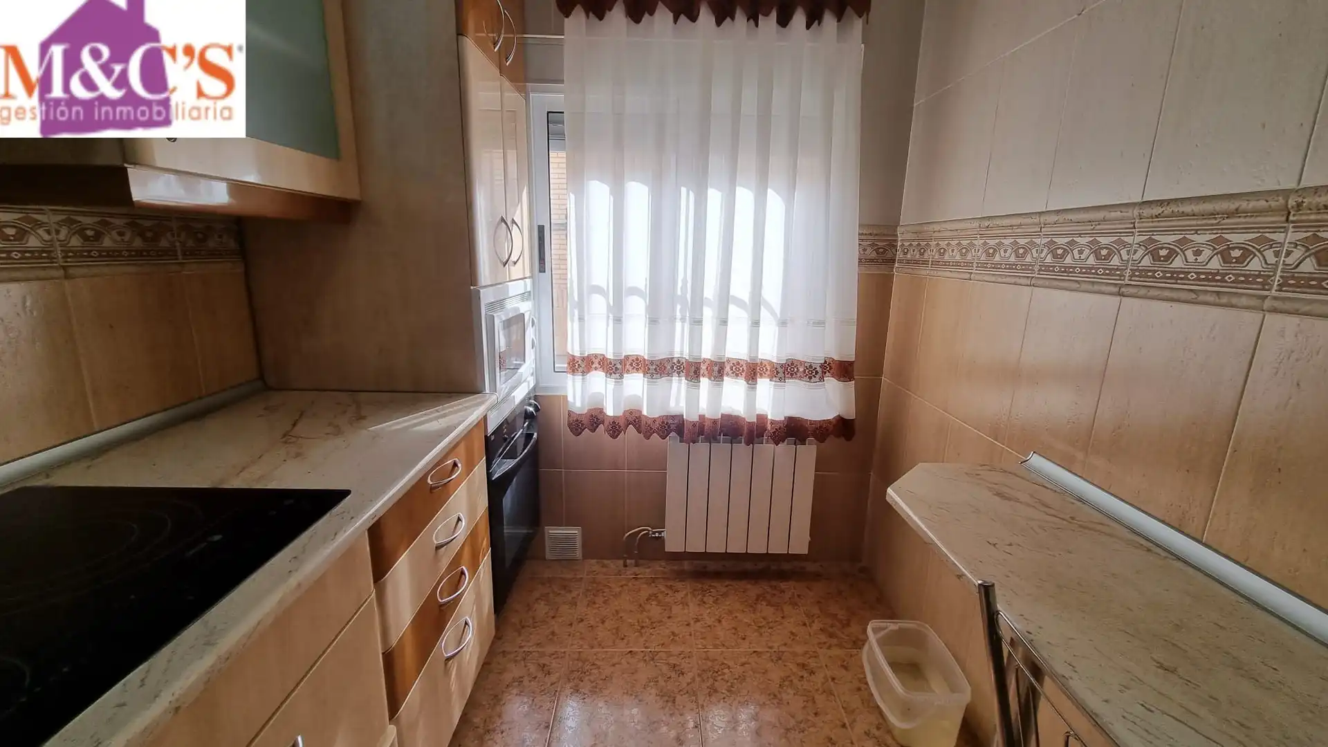 Casa amb balcó en venda a Cabezarrubias del Puerto, imagen 7