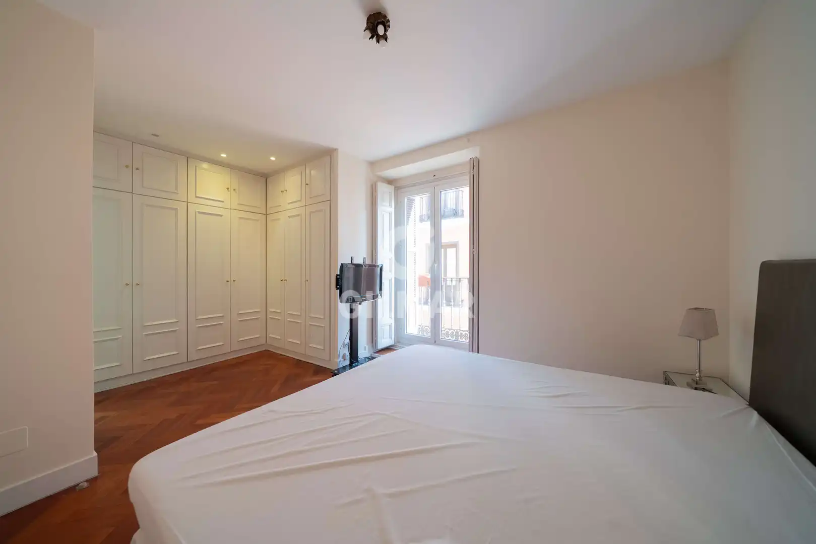 Bedroom of Flat for sale in Madrid  with Heating and Storage room