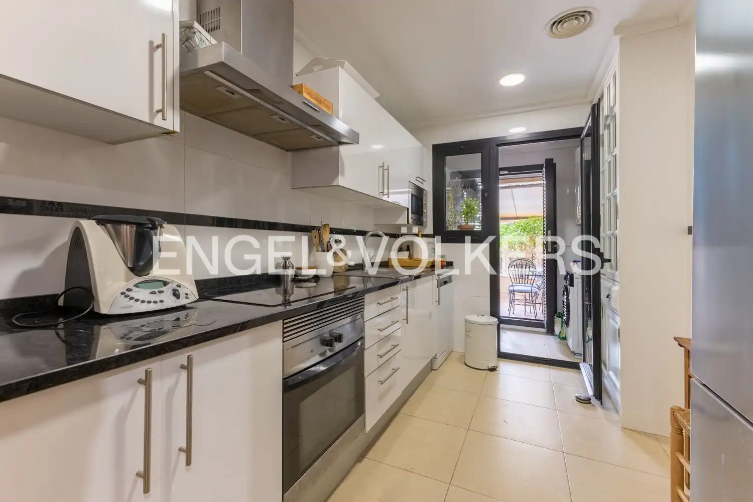 Cocina de Piso de alquiler en Jávea / Xàbia con Aire acondicionado, Calefacción y Jardín privado