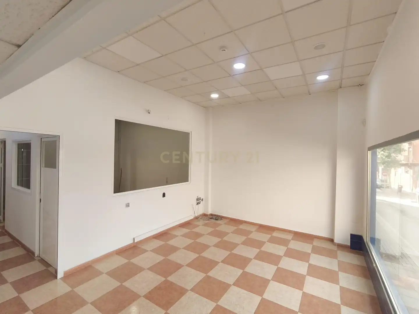 Commercial properties for sale in Mijas  with Air Conditioner and Alarm