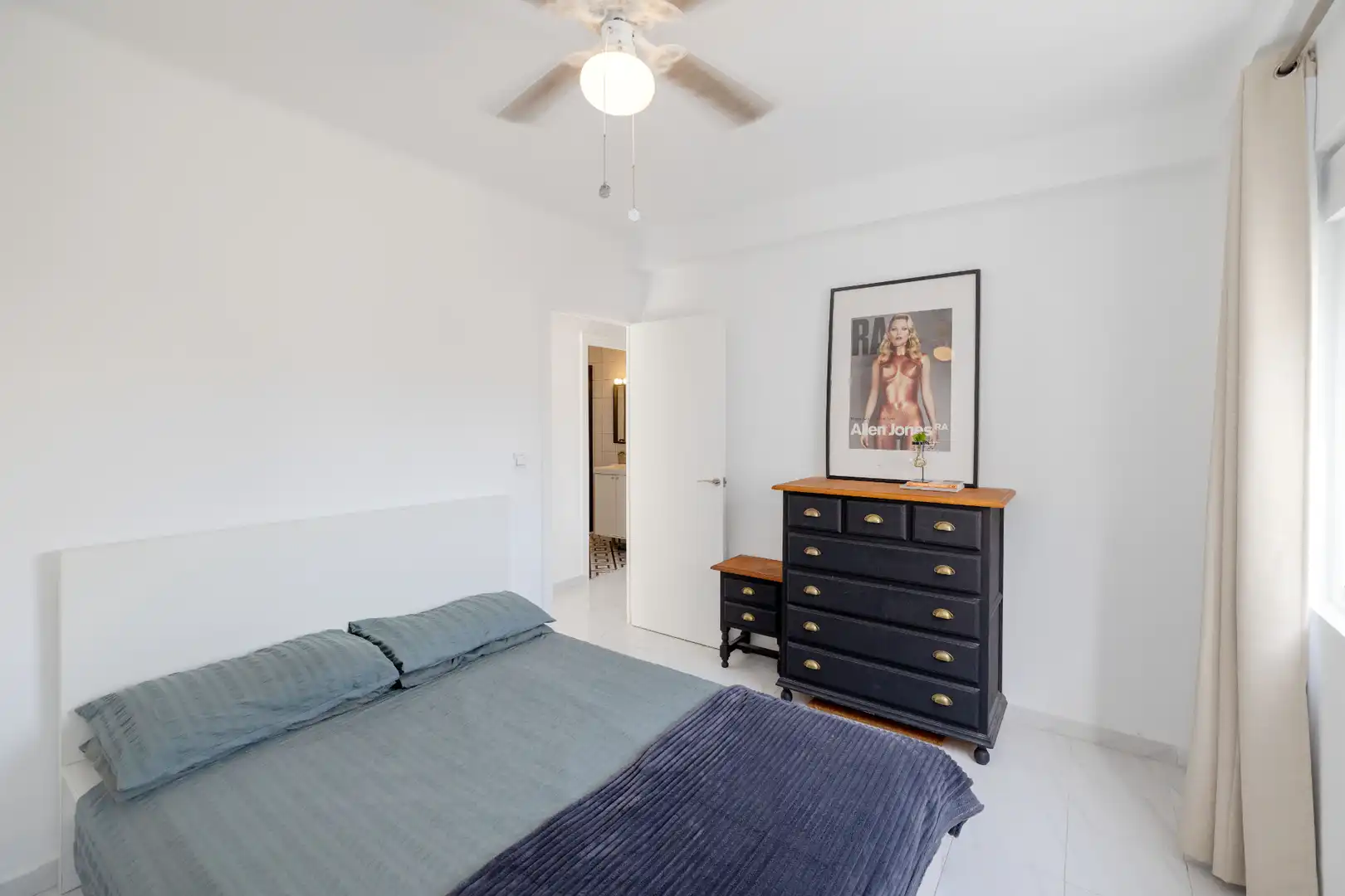 Bedroom of Flat for sale in Málaga  with Air Conditioner, Heating and Terrace