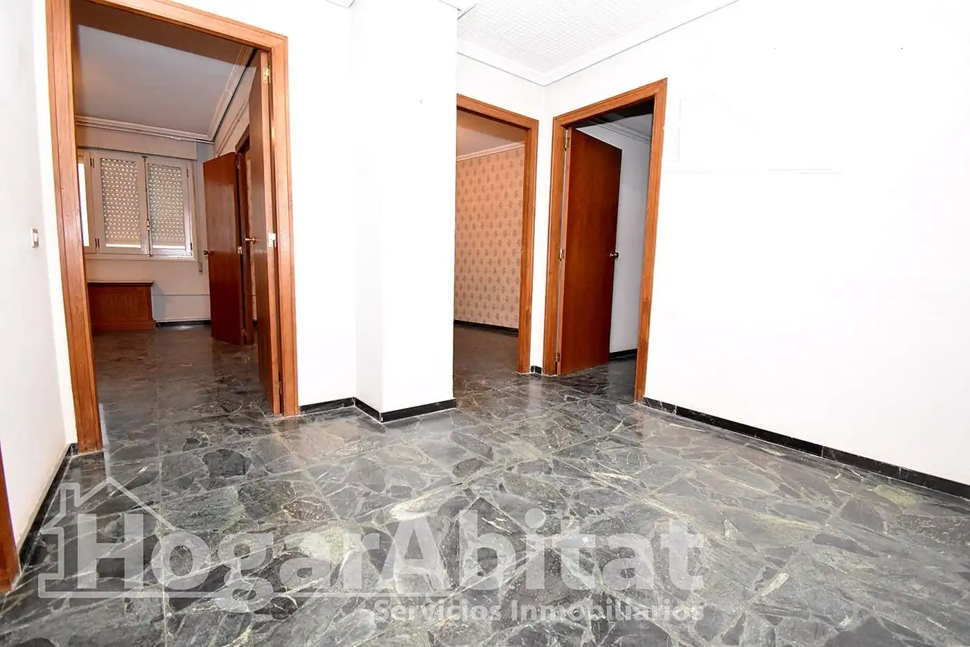 Piso en venta en Castellón de la Plana / Castelló de la Plana con Calefacción y Balcón