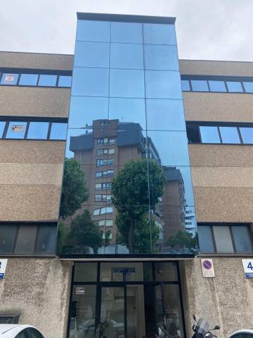 Local comercial en Venta en Lamiako - Txopoeta