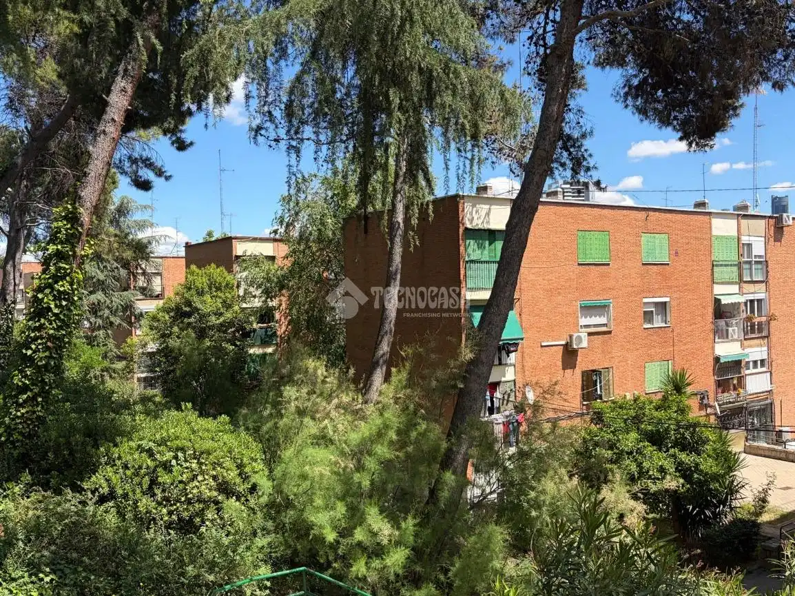 Exterior view of Flat for sale in Madrid  with Air Conditioner and Parquet flooring