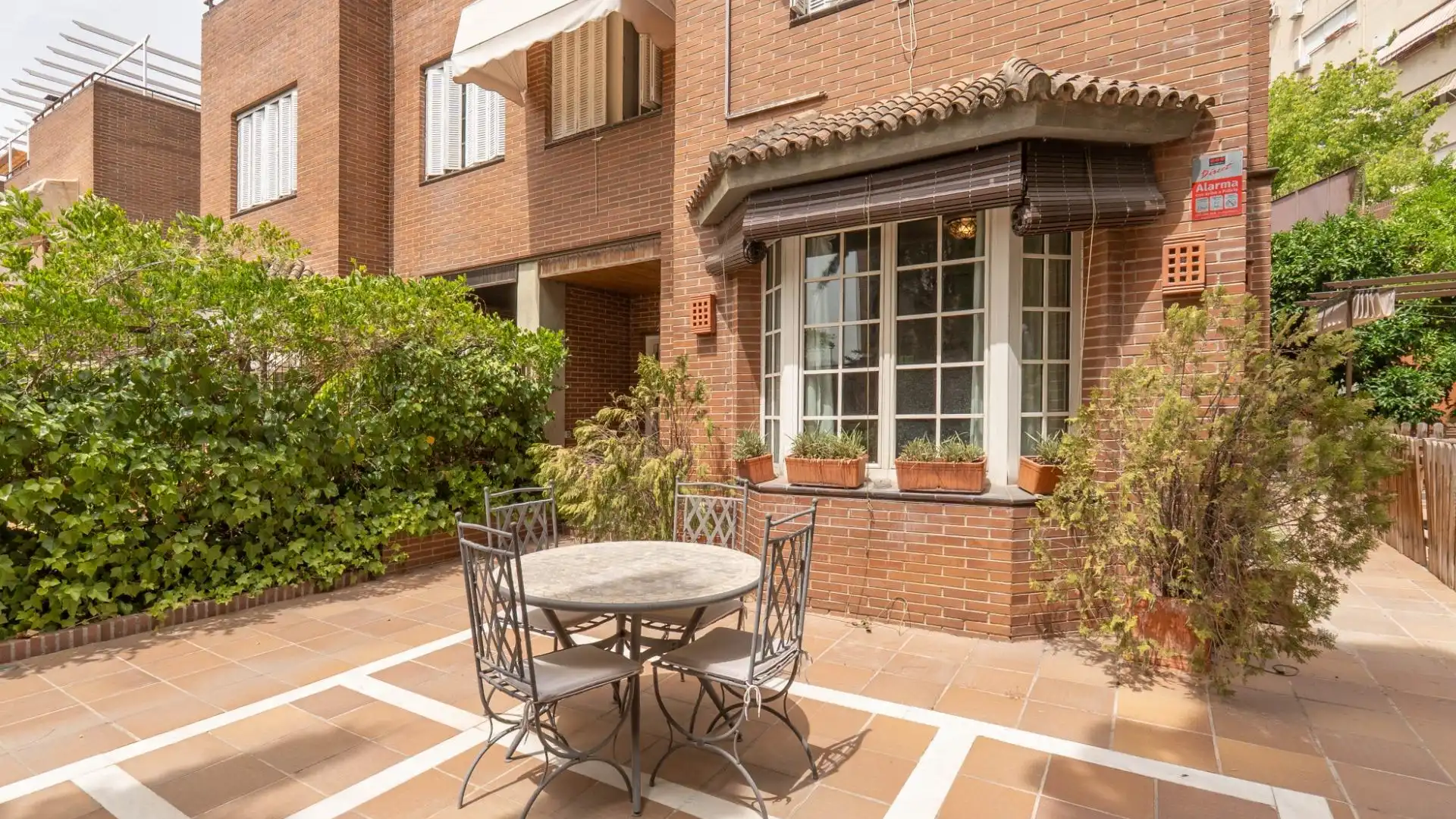 Terrace of Houses for sale in  Granada Capital  with Air Conditioner, Private garden and Terrace