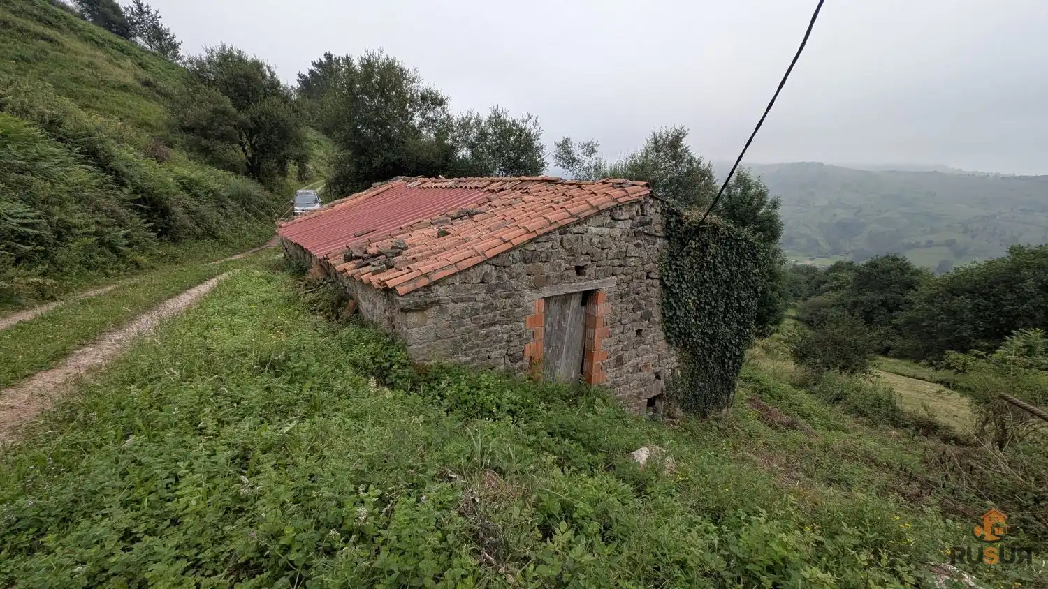 Vista exterior de Finca rústica en venta en Saro