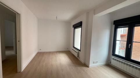 Foto 2 de Apartamento de alquiler en El Ejido - Santa Ana, León Capital