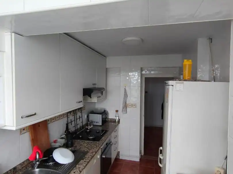 Cuina de Pis de lloguer en Oleiros amb Calefacció, Moblat i Forn