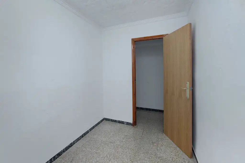 Habitación de Piso en venta en Elda
