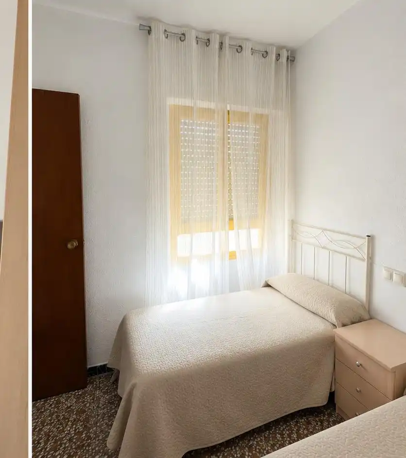 Dormitori de Pis en venda en Elche / Elx amb Aire condicionat, Calefacció i Balcó