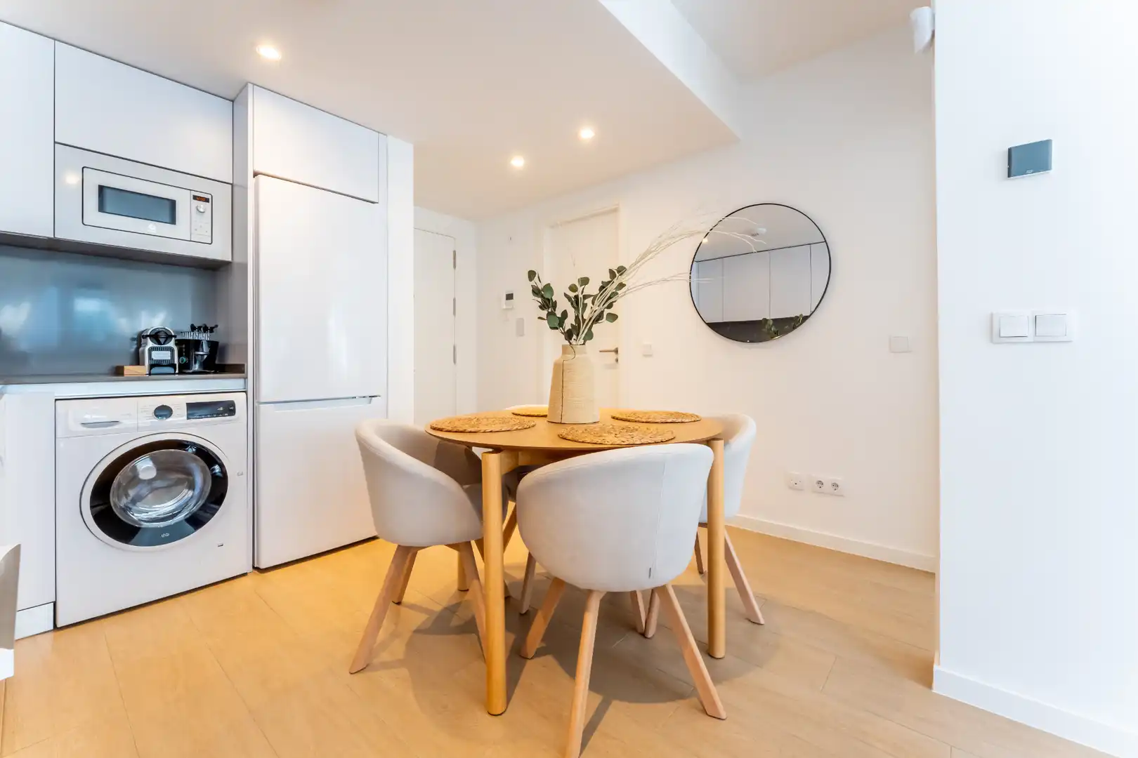 Dining room of Apartments for rent in Madrid  with Air Conditioner, Heating and Storage room
