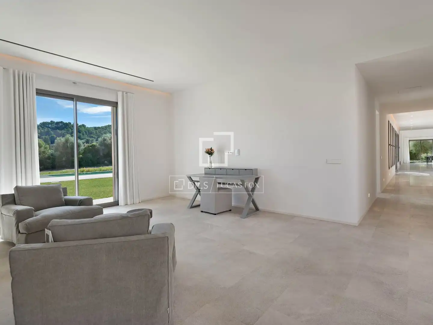 Sala de estar de Finca rústica en venta en Capdepera con Aire acondicionado, Calefacción y Jardín privado