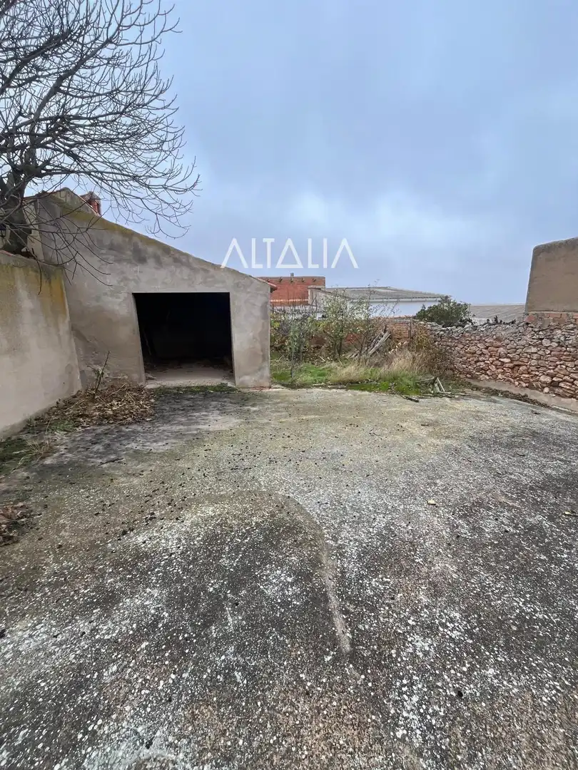 Houses for sale in Torrubia del Castillo
