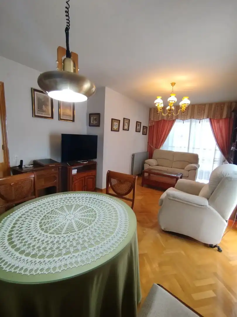 Sala d'estar de Pis en venda en Ávila amb Calefacció, Terrassa i Traster