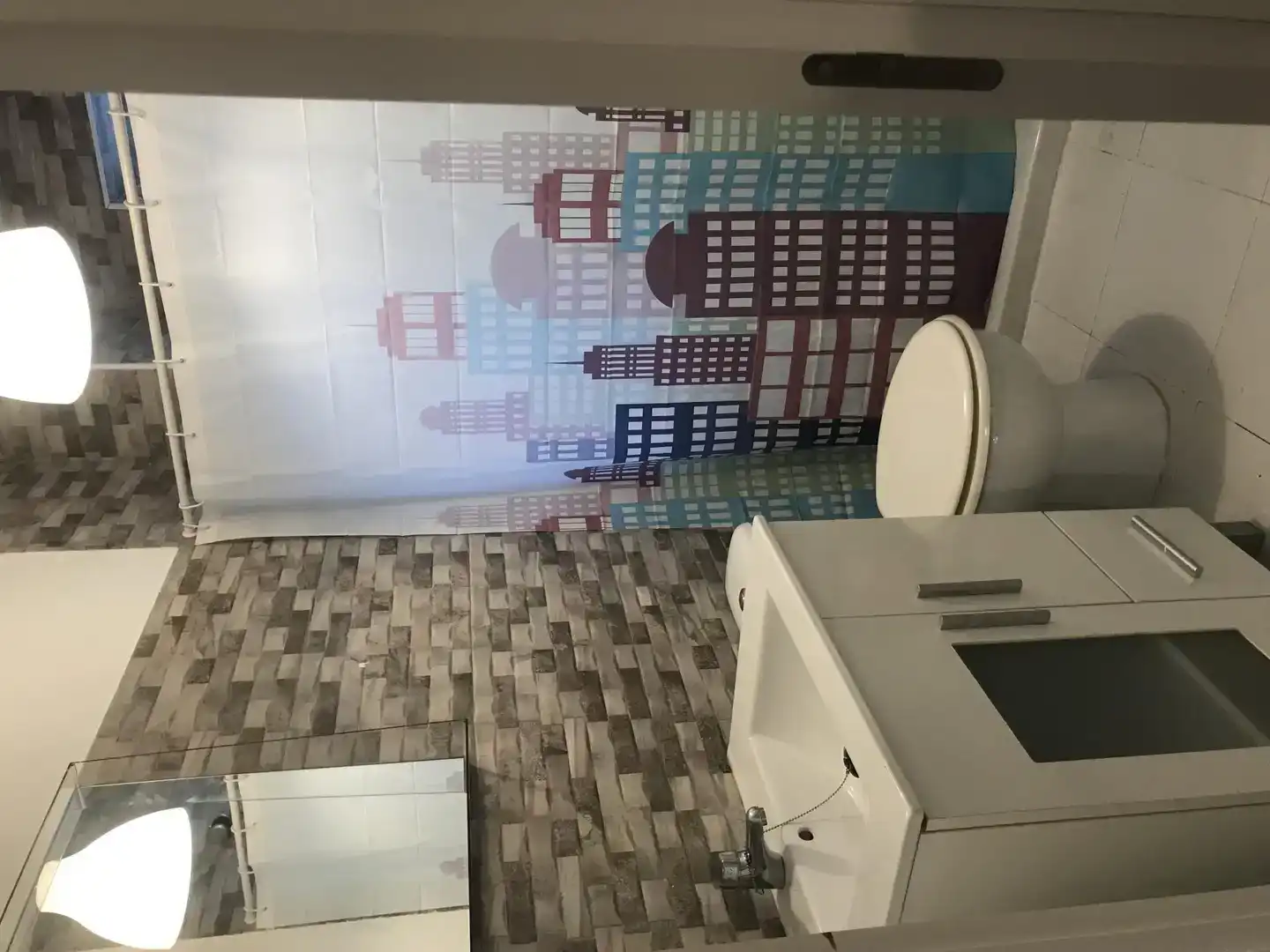 Bathroom of Flat for rent in El Sardinero