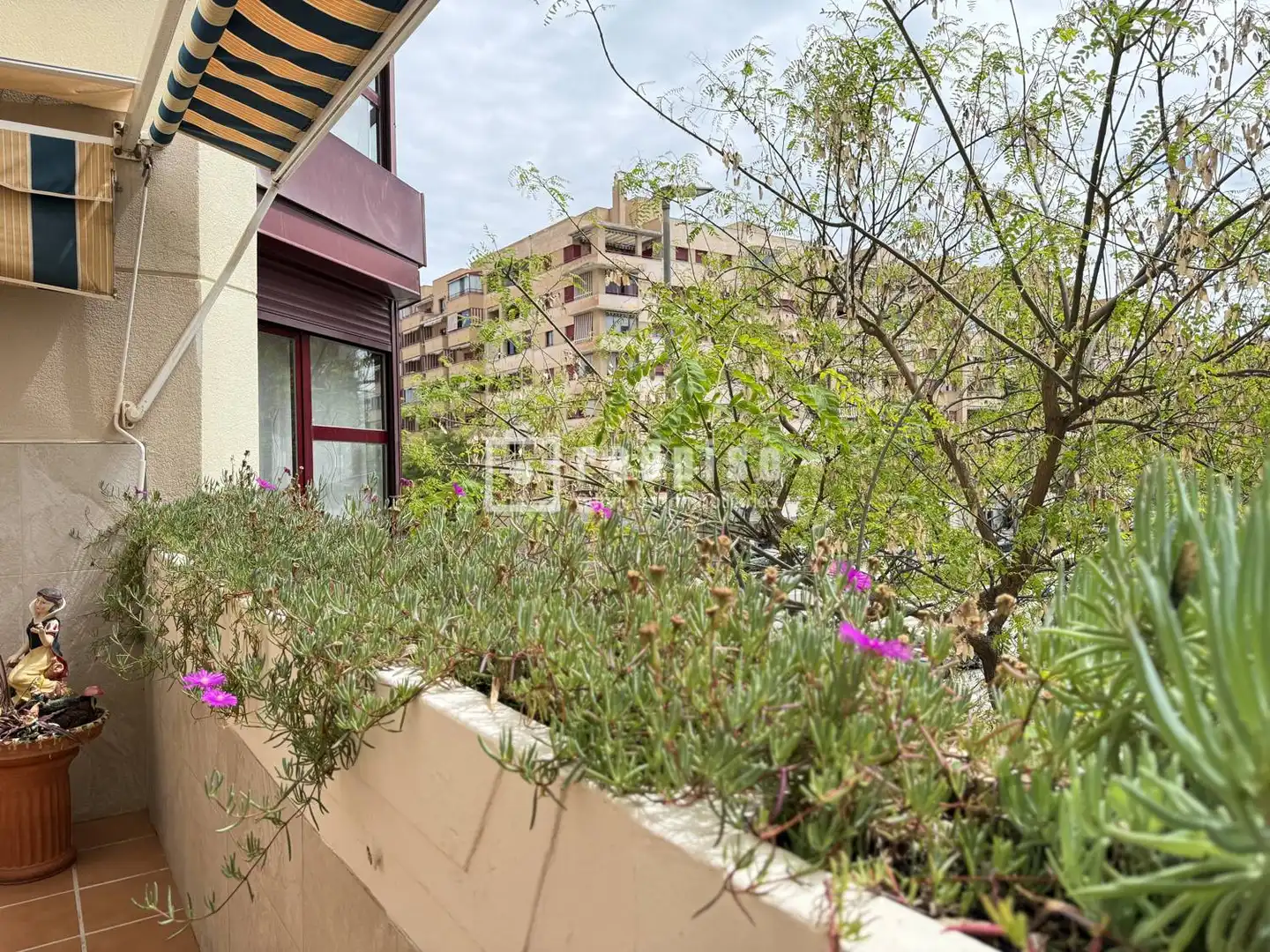Terraza de Piso en venta en Málaga con Aire acondicionado, Calefacción y Jardín privado