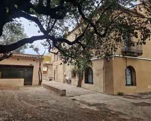 Vista exterior de Casa o xalet en venda en Sant Joan Despí amb Terrassa