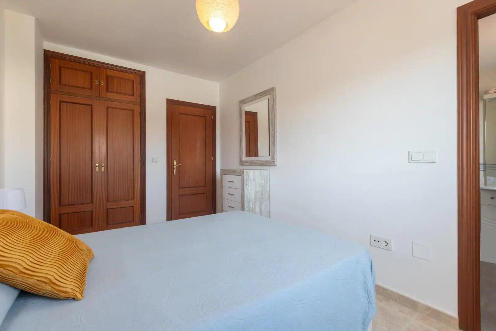 Dormitori de Apartament en venda en Los Boliches 