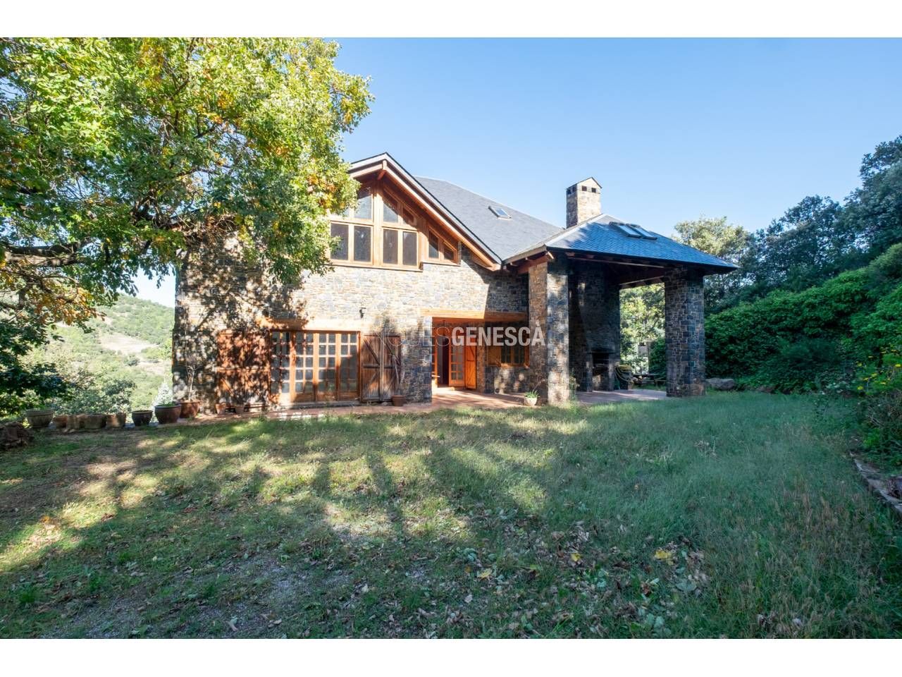 Jardí de Casa o xalet en venda en Matadepera amb Calefacció i Terrassa