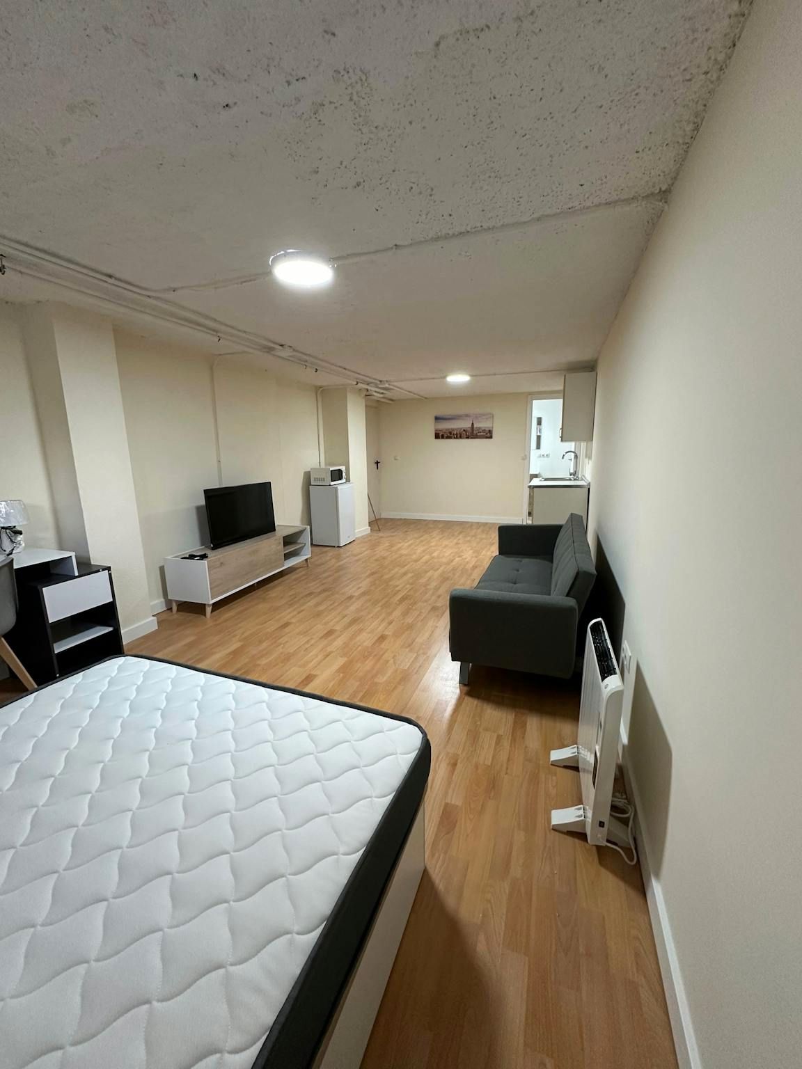 Haus oder Chalet zur Miete in  Madrid Capital mit Heizung, Privatgarten und Möbliert