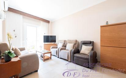 Living room of Flat for sale in  Barcelona Capital  with Air Conditioner, Heating and Terrace