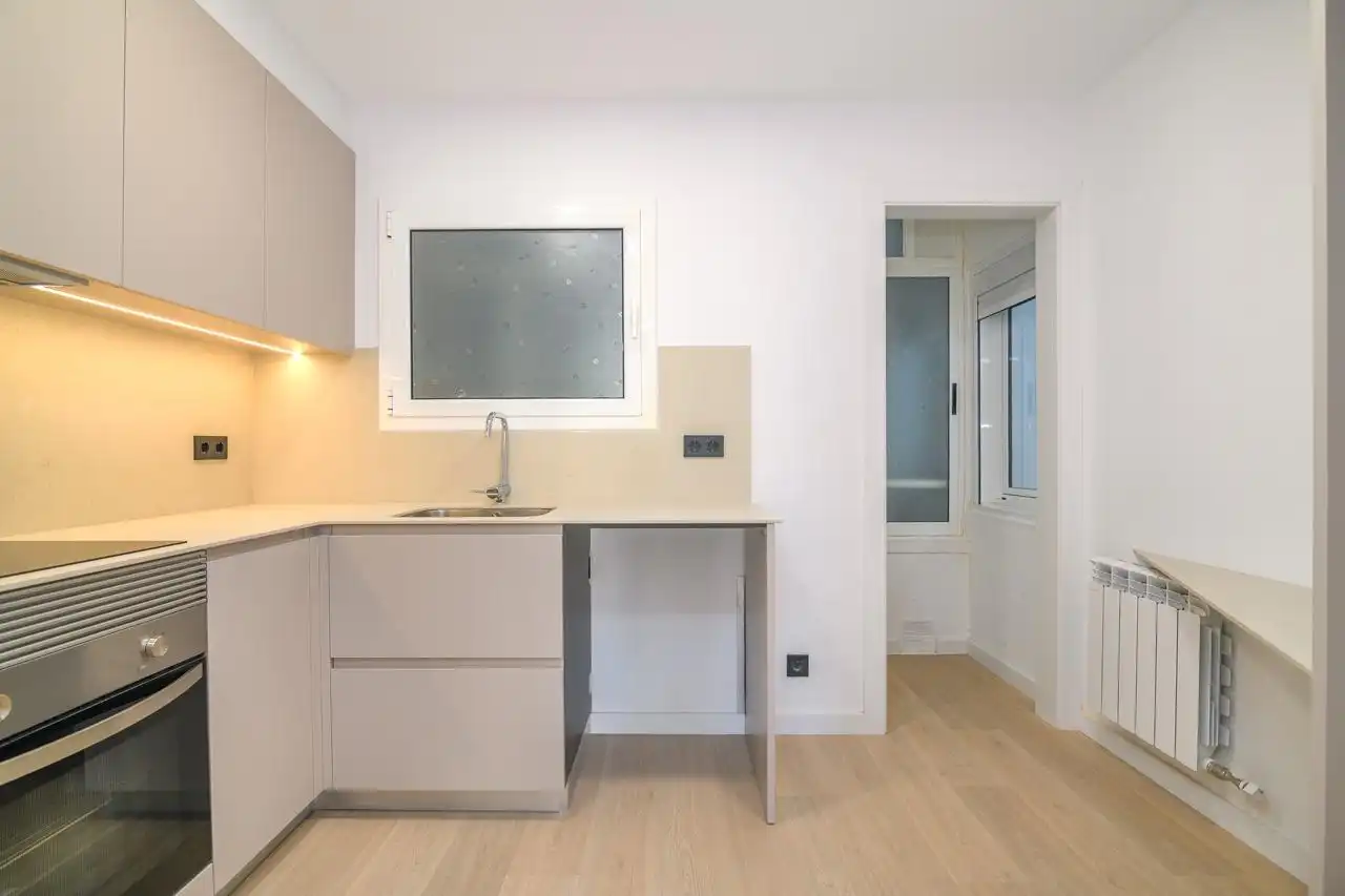 Kitchen of Flat for sale in Manresa  with Heating and Parquet flooring