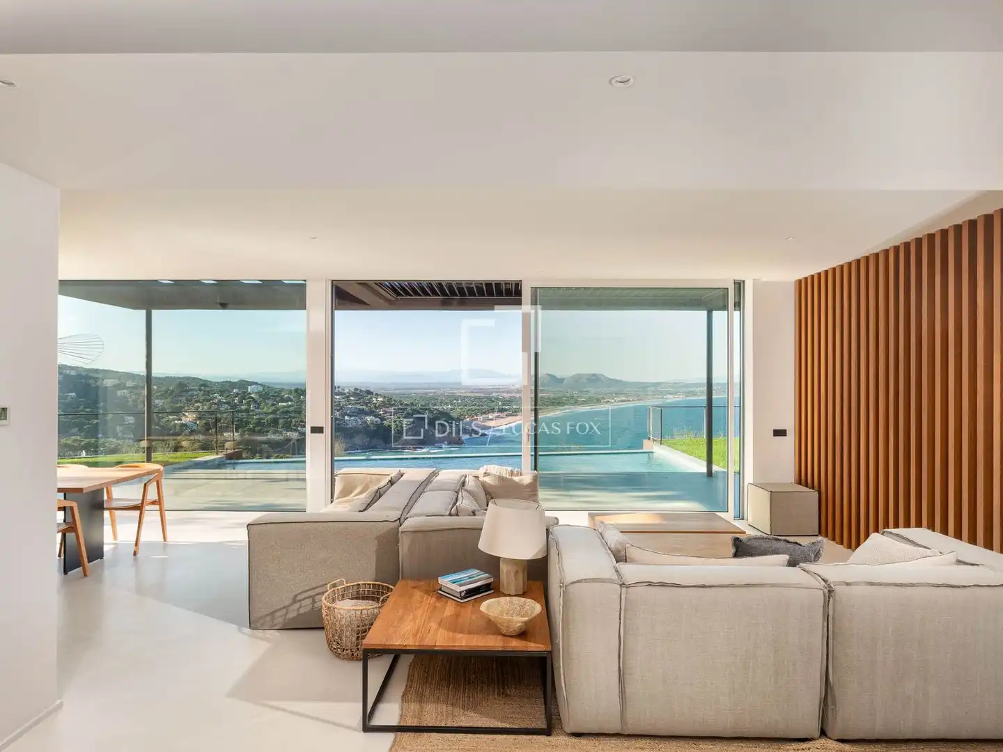 Sala de estar de Casa o chalet en venta en Begur con Aire acondicionado, Calefacción y Jardín privado
