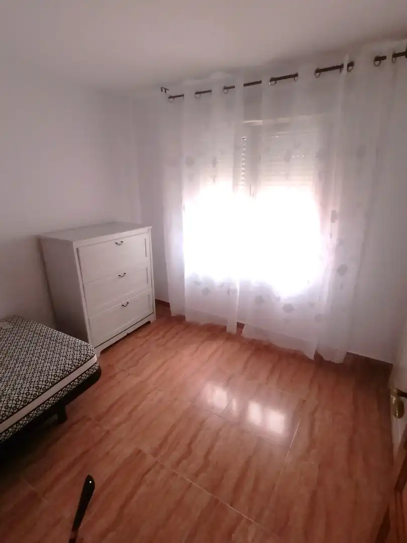 Bedroom of Flat for rent in Gijón   with Heating, Parquet flooring and Furnished