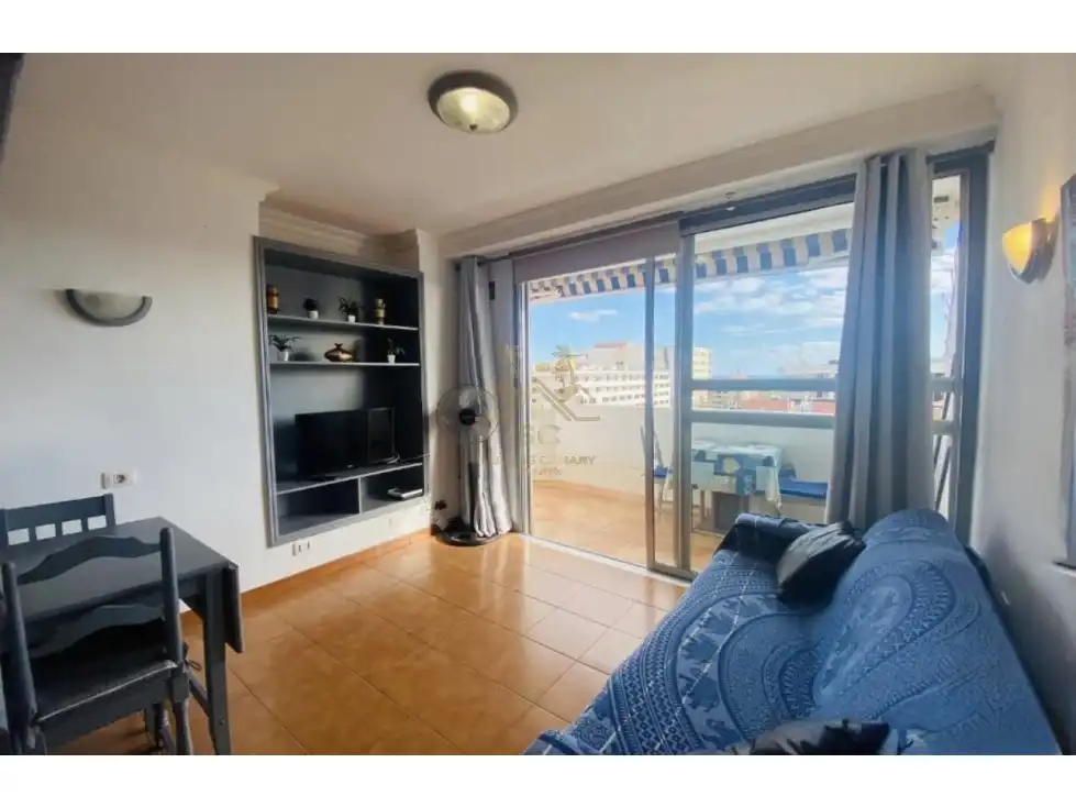 Wohnzimmer von Wohnungen zum Verkauf in Arona mit Terrasse, Schwimmbad und Möbliert