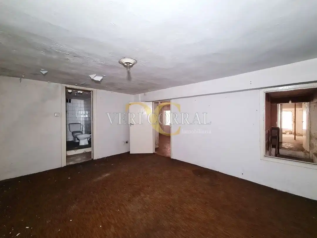 Business premises for sale in Avenida de la Constitución, imagen 18
