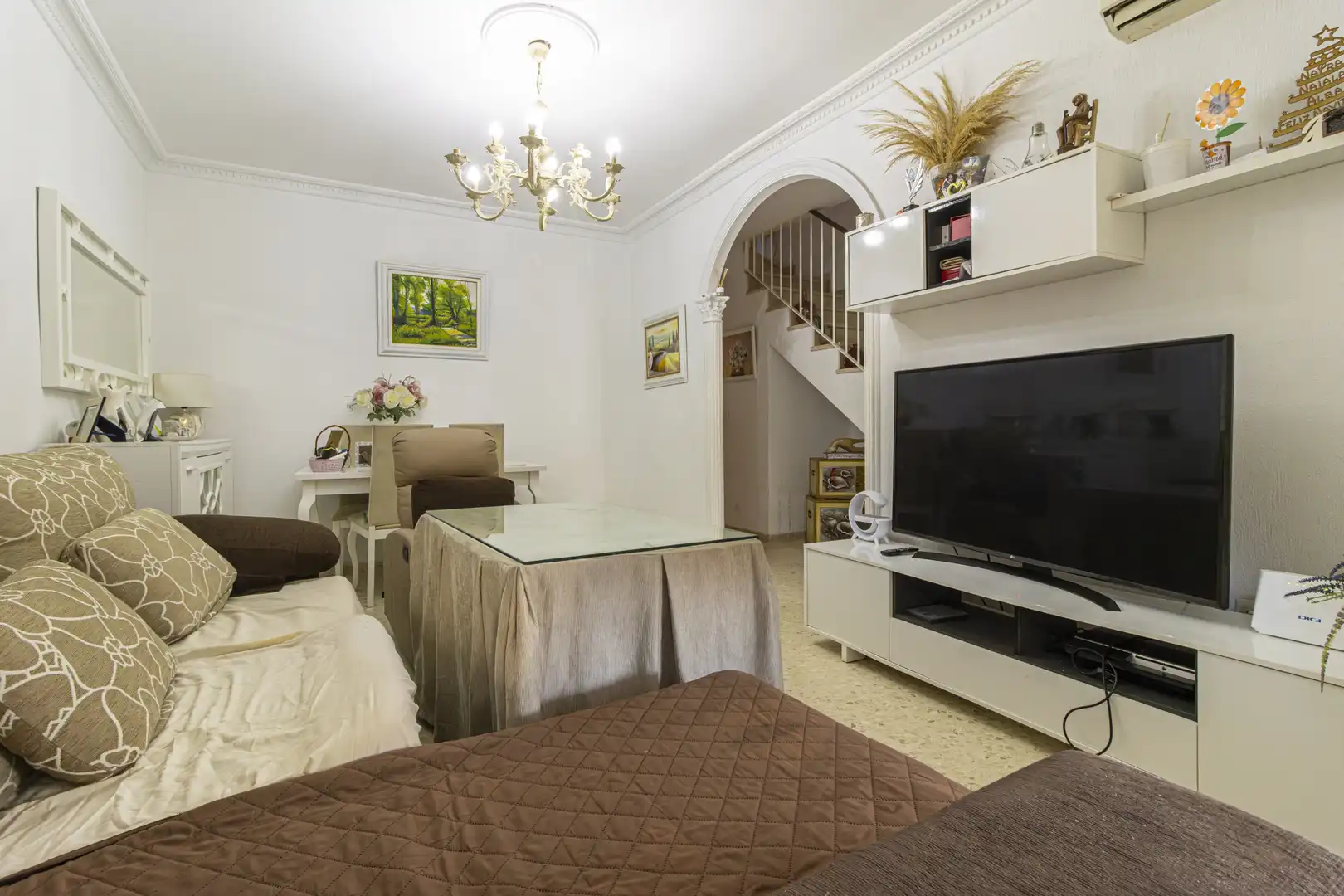 Sala d'estar de Casa o xalet en venda en El Retiro - Parque Atlántico - Ronda este