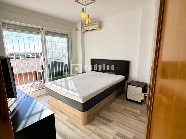 Attic for rent in Parla, Madrid