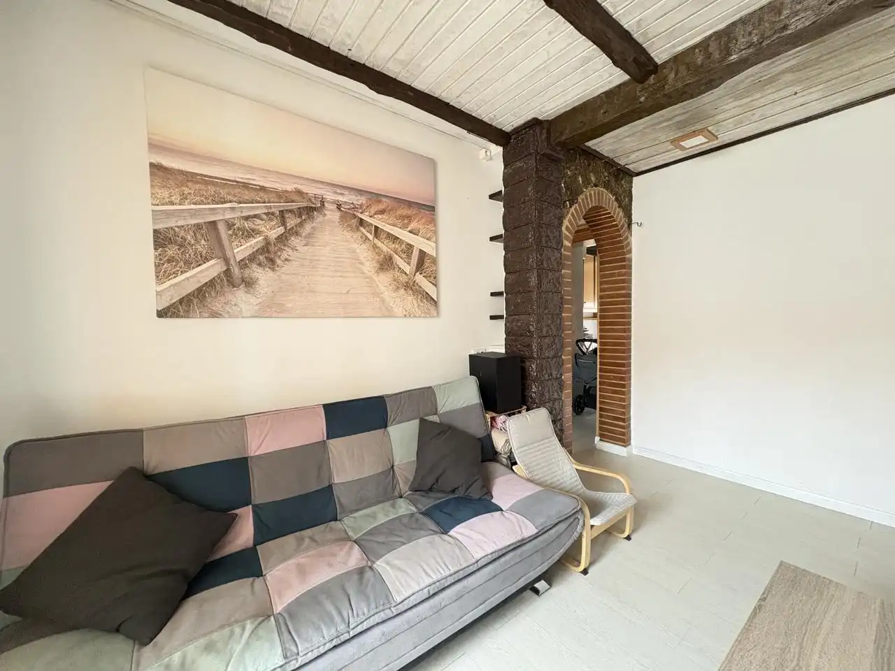 Living room of Flat for rent in Madrid  with Heating, Terrace and Furnished