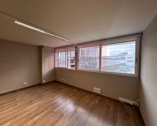 Office to rent in Lugo Capital