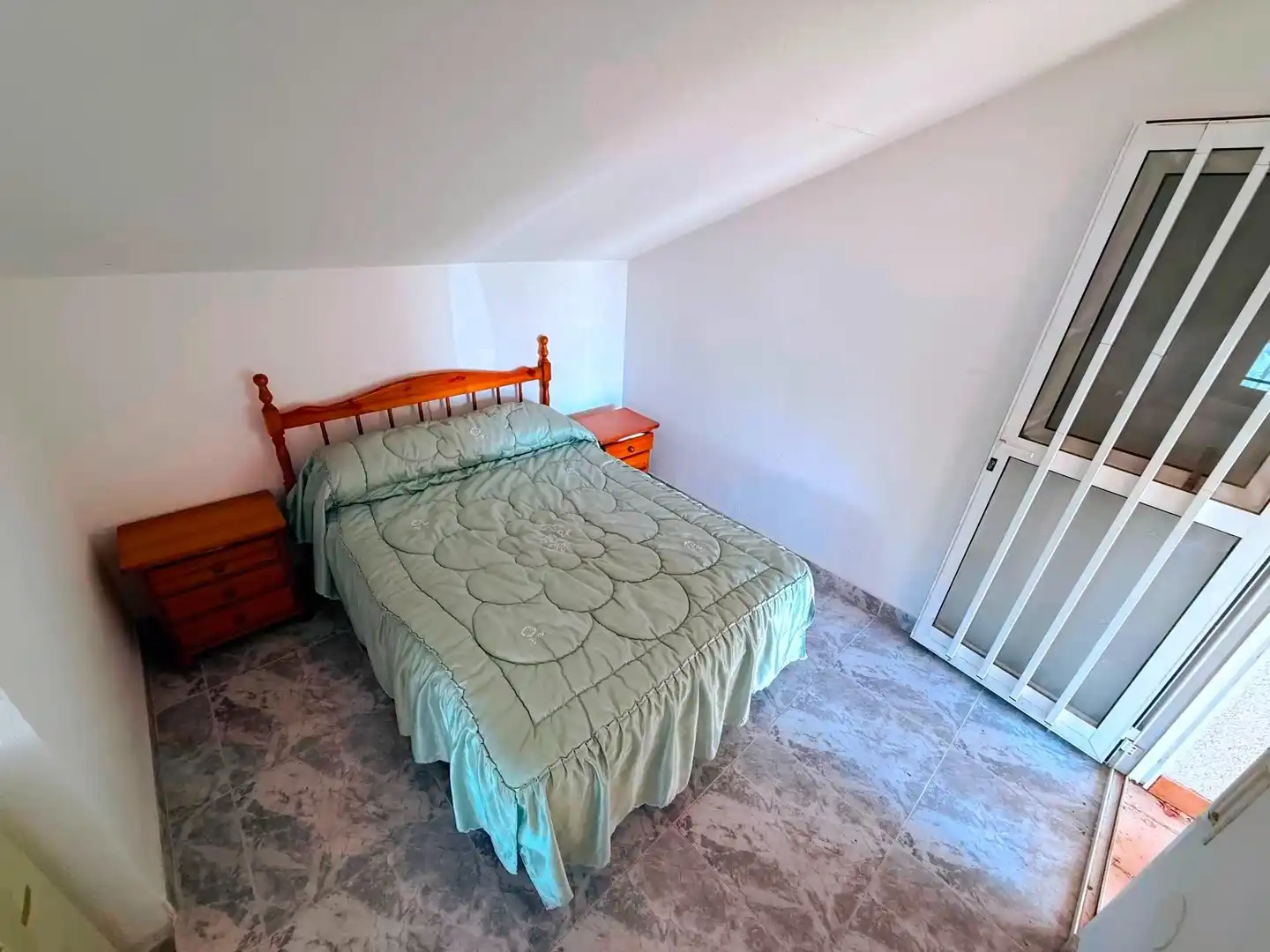 Dormitori de Casa adosada en venda en Los Alcázares amb Jardí privat, Terrassa i Traster