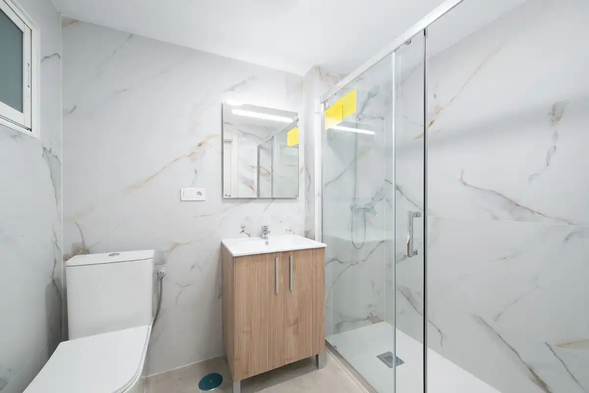 Piso con ascensor en venta en Calle del Alcalde Alfonso de Rojas, imagen 13