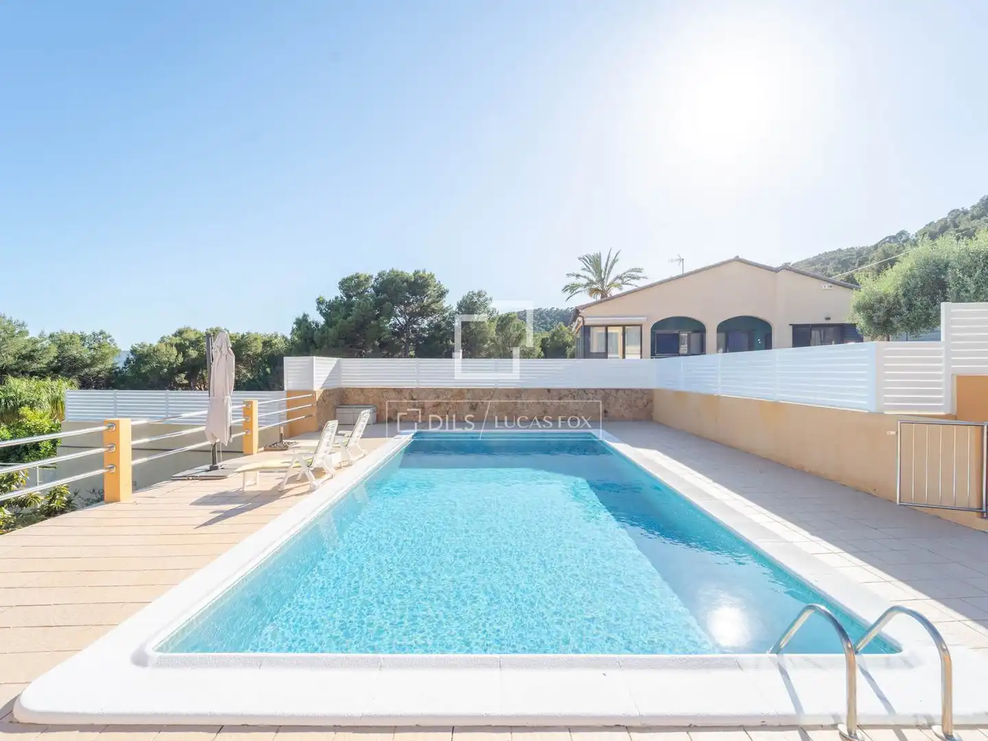 Swimming pool of Houses for sale in Sagunto / Sagunt  with Air Conditioner, Heating and Private garden