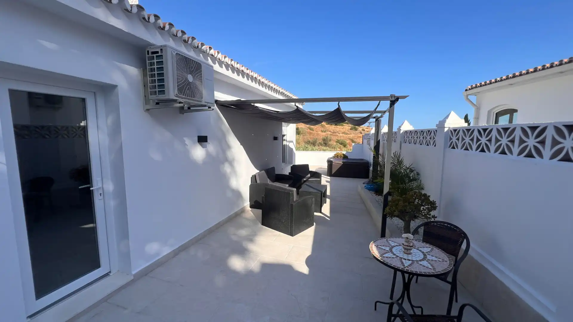 Terrassa de Casa o xalet en venda en Torrox amb Aire condicionat, Terrassa i Moblat